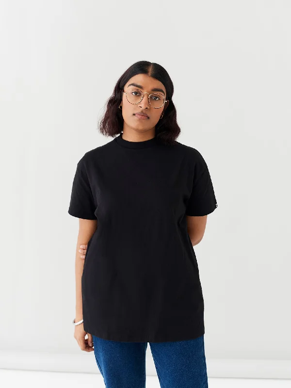 LO Oversized T-Shirt - Black-- Jersey Fabric Tulle Fabric Batik Fabric