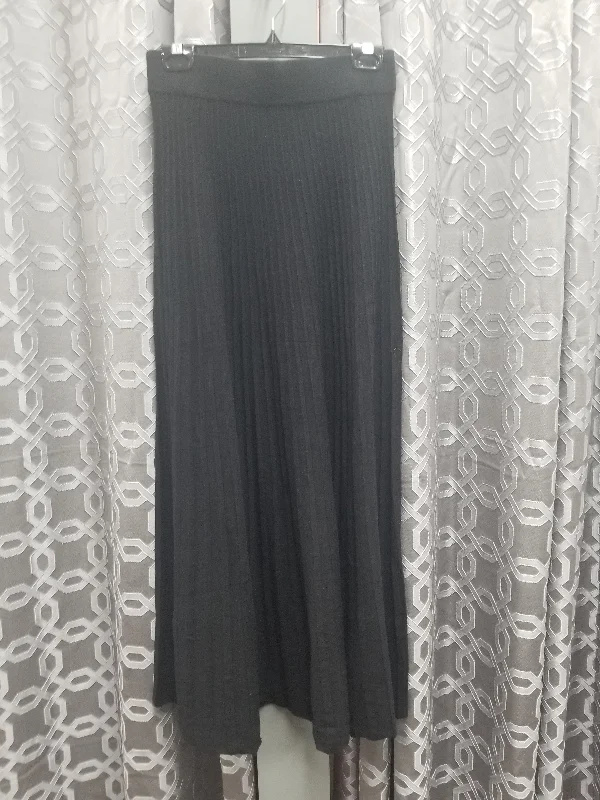 Draw 8187016-B Pleated Knit Maxi Skirt ribbed skirt waist