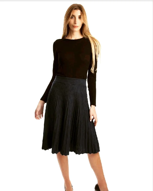 Draw 8187016-A Pleated Knit Skirt athletic skirt fit