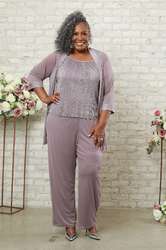 Women's Petite Three-Piece Paneled Sheer Jacket Pant Suit Embroidered Jacket Appliqued Jacket Beaded Jacket Women's Petite Three-Piece Paneled Sheer Jacket Pant Suit Embroidered Jacket Appliqued Jacket Beaded Jacket