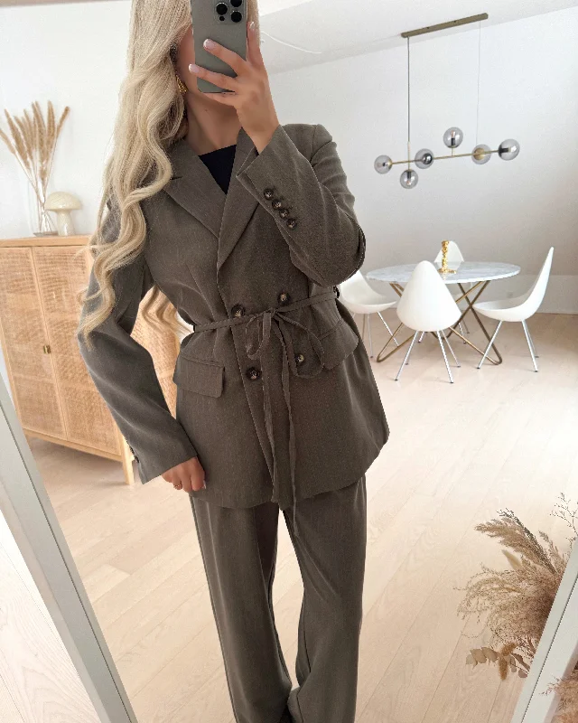 Y.A.S blazer strala ls blazer deep taupe Women's Premium Blazer