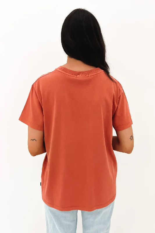 Heritage Tee Rust