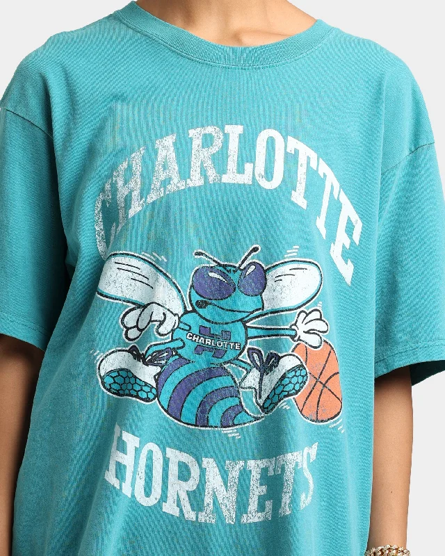 Mitchell & Ness Charlotte Hornets Big Logo Vintage T-Shirt Faded Aqua