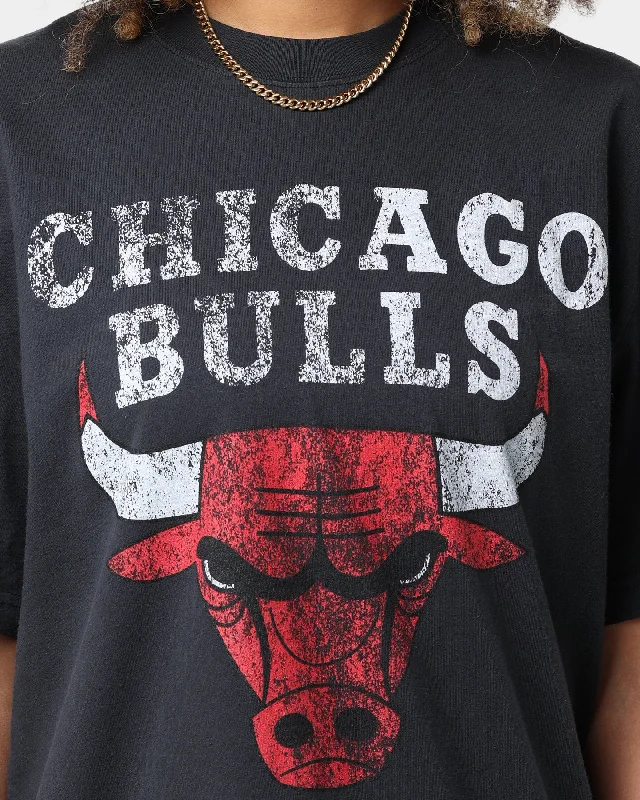 Mitchell & Ness Chicago Bulls Oversized Logo Short Sleeve Vintage T-Shirt Vintage Black