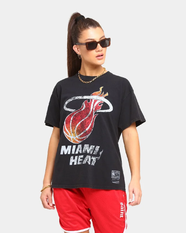 Mitchell & Ness Miami Heat Oversized Logo Short Sleeve T-Shirt Vintage Black