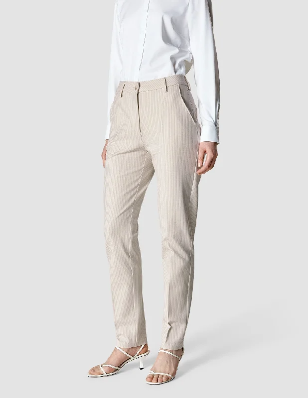 Essential Pants Tapered Cream Latte