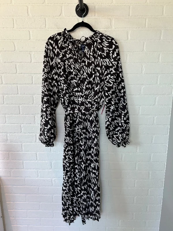 Black & White Dress Work Scoop, Size 1x