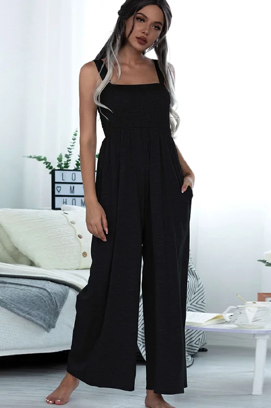 Square Neck Sleeveless Pocket Jumpsuit Floral pattern jumpsuit, Feminine, Elegant, Stylish Square Neck Sleeveless Pocket Jumpsuit Floral pattern jumpsuit, Feminine, Elegant, Stylish