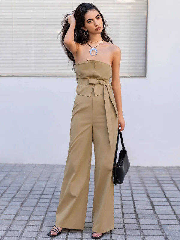 Strapless Tie Waist Jumpsuit Printed floral jumpsuit, Feminine, Summer style, Relaxed Strapless Tie Waist Jumpsuit Printed floral jumpsuit, Feminine, Summer style, Relaxed