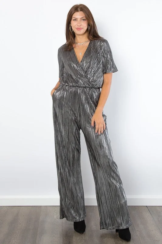 Surplice Short Sleeve Pleated Foil Jumpsuit Sleeveless jumpsuit, Elegant, Fashionable, Comfortable Surplice Short Sleeve Pleated Foil Jumpsuit Sleeveless jumpsuit, Elegant, Fashionable, Comfortable