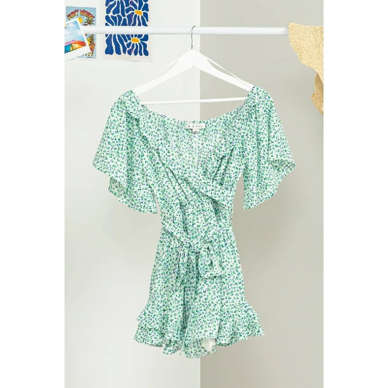 Floral Ruffled Romper Floral print jumpsuit, Feminine, Casual, Trendy